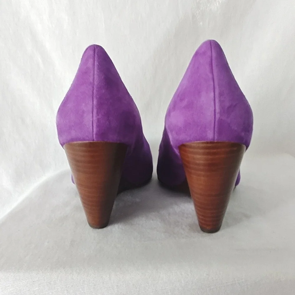 Cole Haan Air Lainey Wedge Pumps Purple Suede Round Toe Stacked Wood Heel 9B